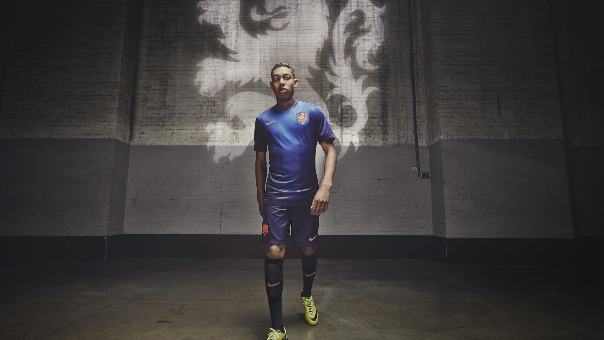 “德甲夺冠集团火拼，胜负悬念究竟归谁？”，德甲连冠